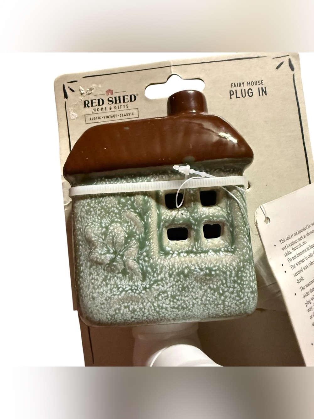 New Red Shed Ceramic Fairy House Plug-In Wax Warmer - Picture 2 of 3